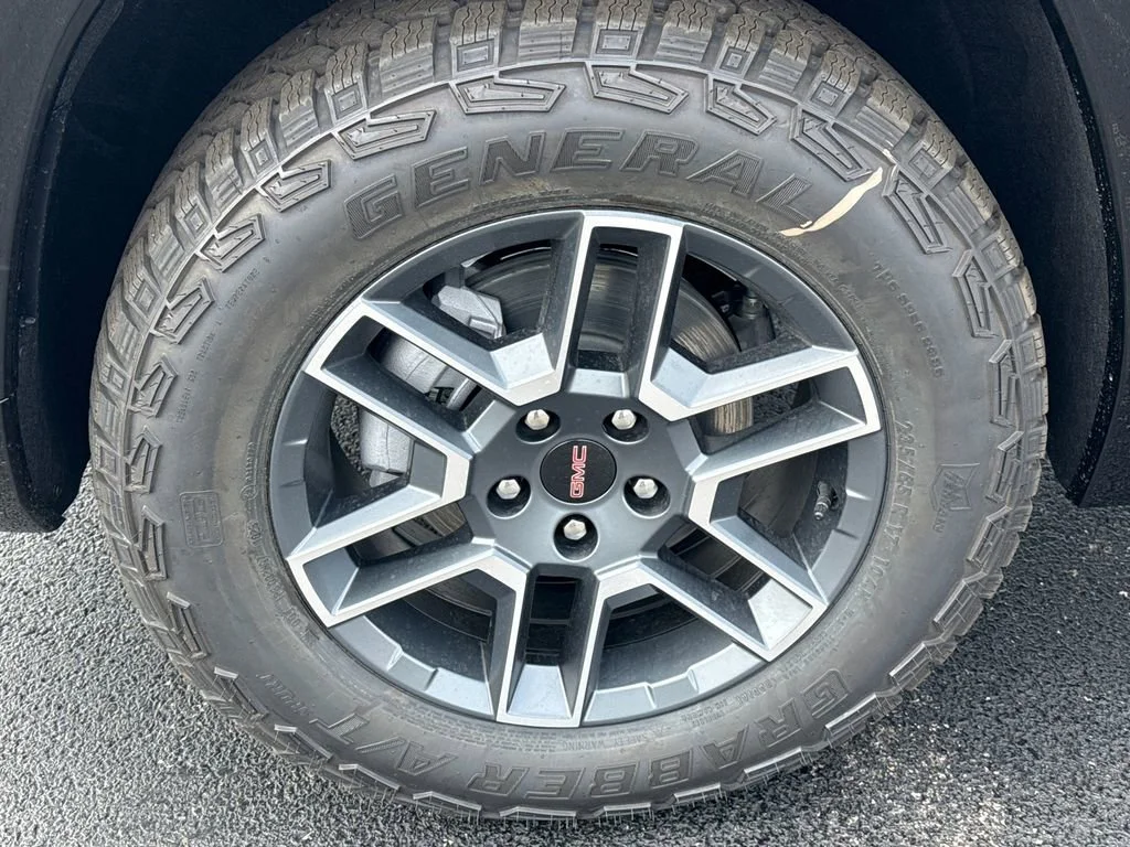 2026 GMC Terrain AT4 - Photo 13