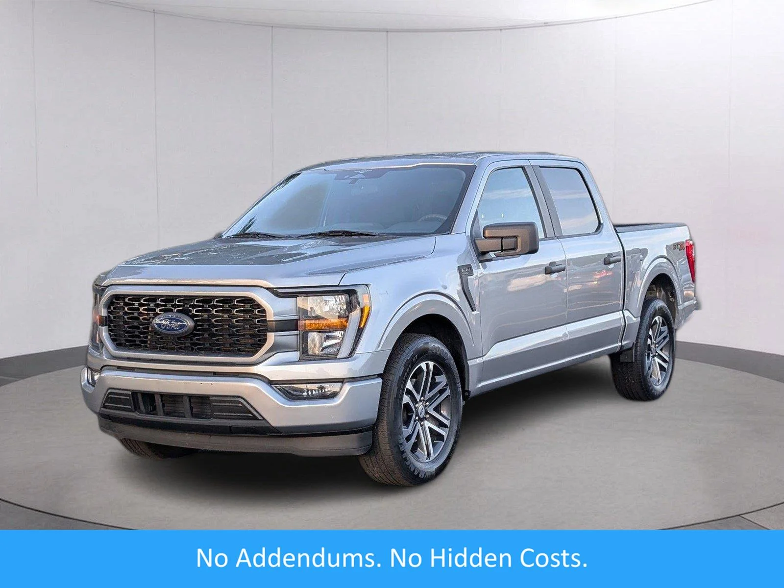 Used 2023 Iconic Silver Ford XL image 1