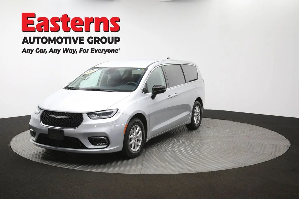 Used 2024 Silver Chrysler Touring L image 54