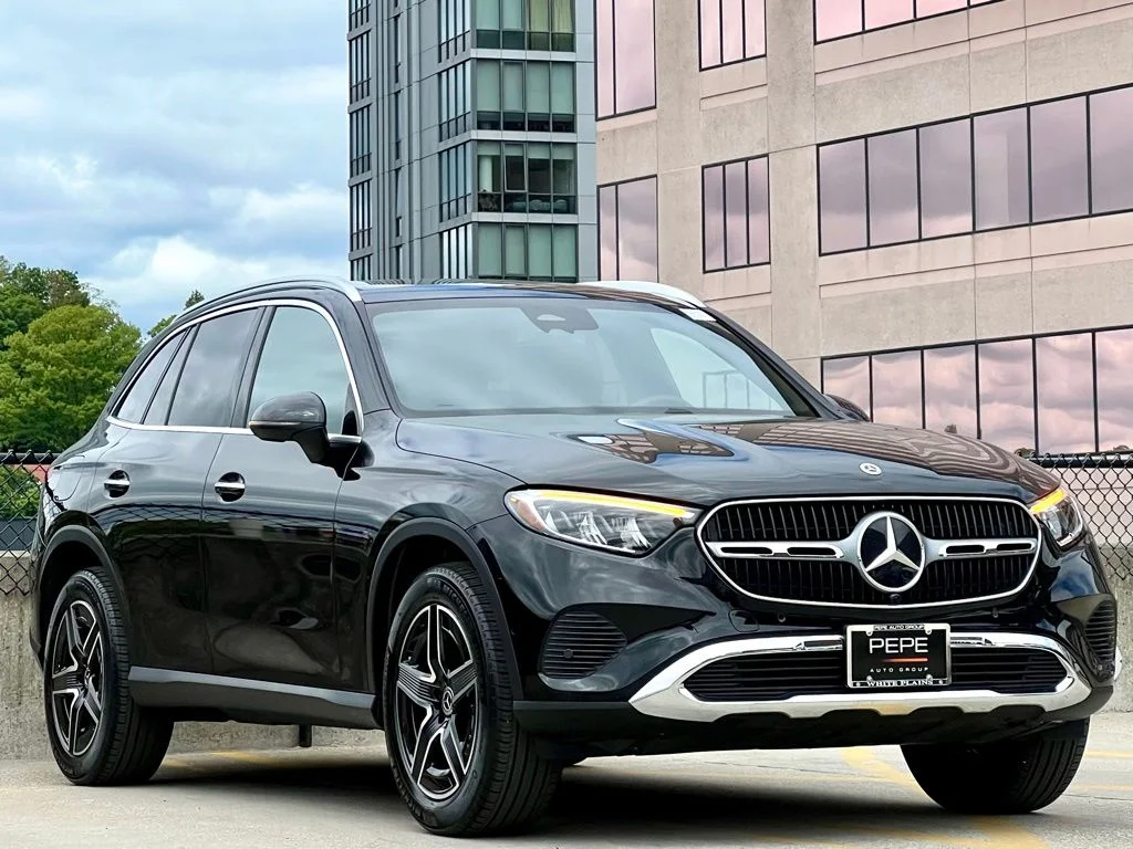 2026 Mercedes-Benz GLC GLC 300 4MATIC's photo