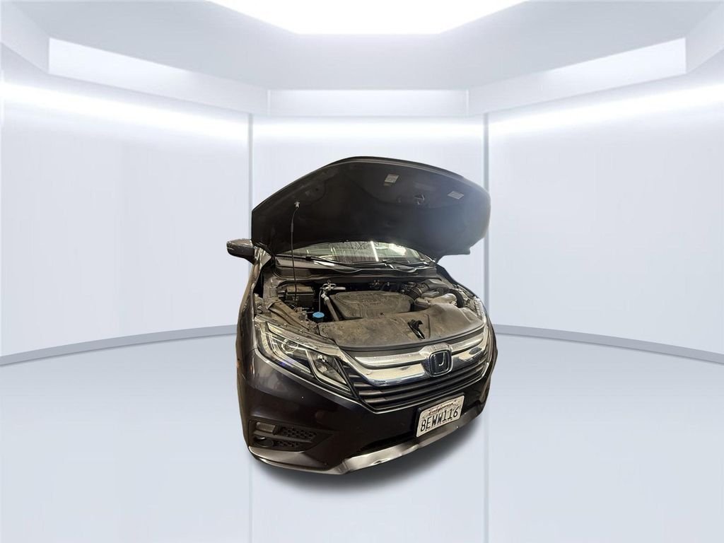 Certified Used 2019  Honda EX image 3