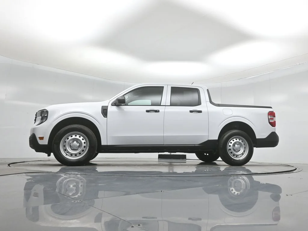 New 2026 Oxford White Ford XL image 46