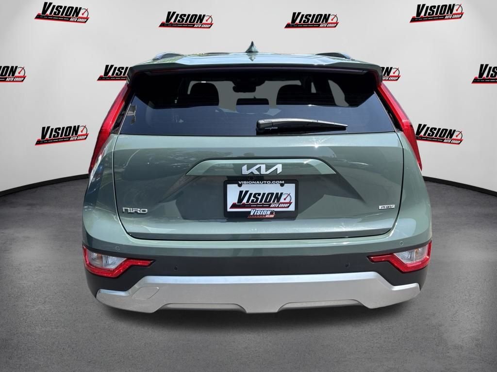 Used 2025 Green Kia EX image 7