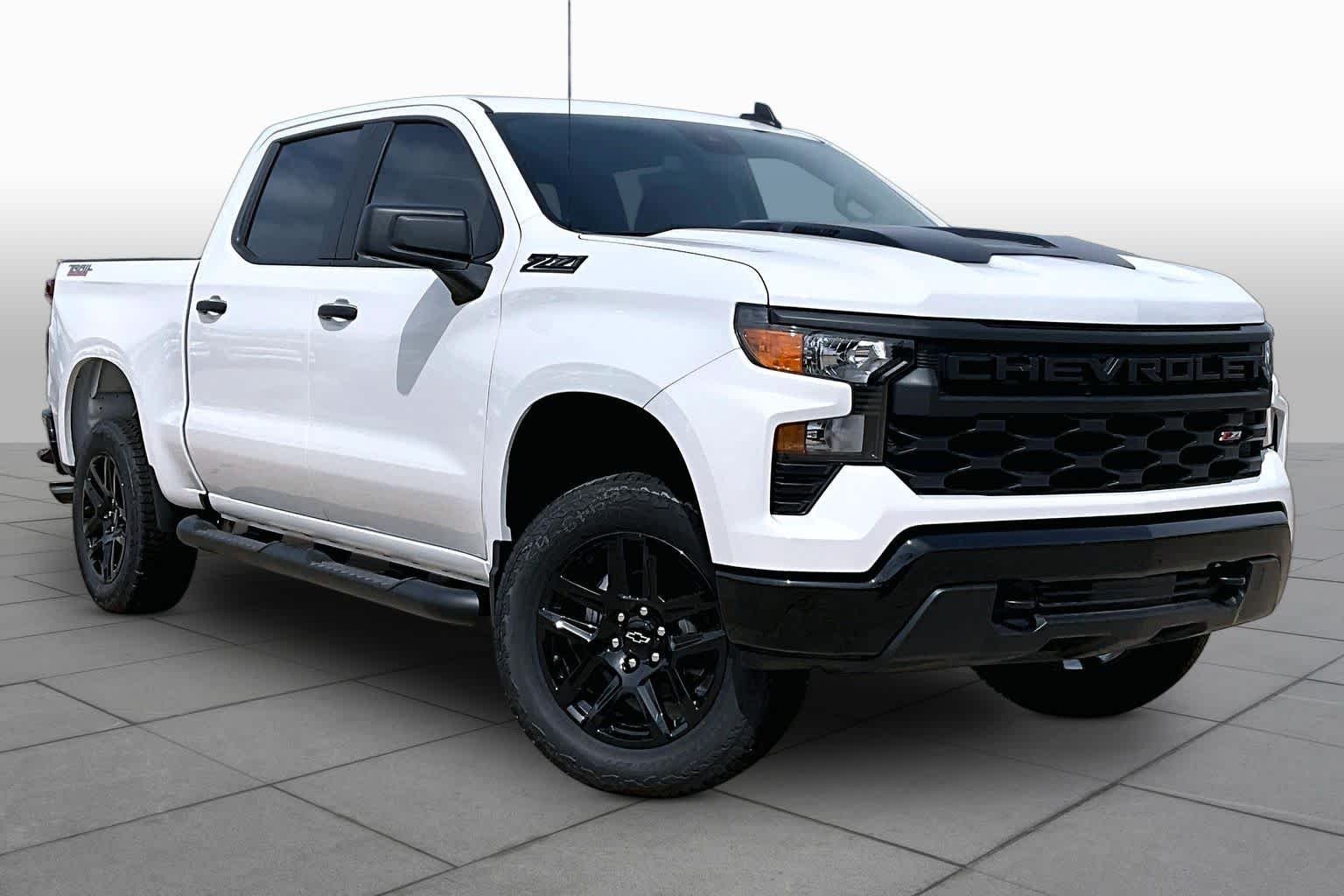 New 2026 Summit White Chevrolet Custom Trail Boss image 3