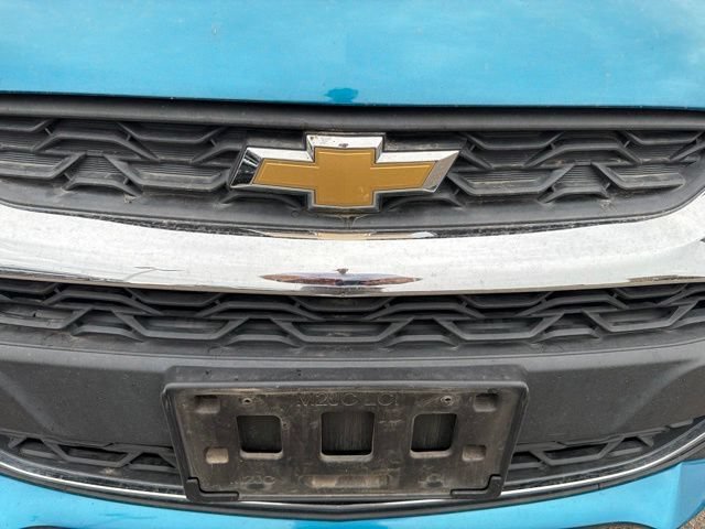 Used 2019 Caribbean Blue Metallic Chevrolet LS image 8