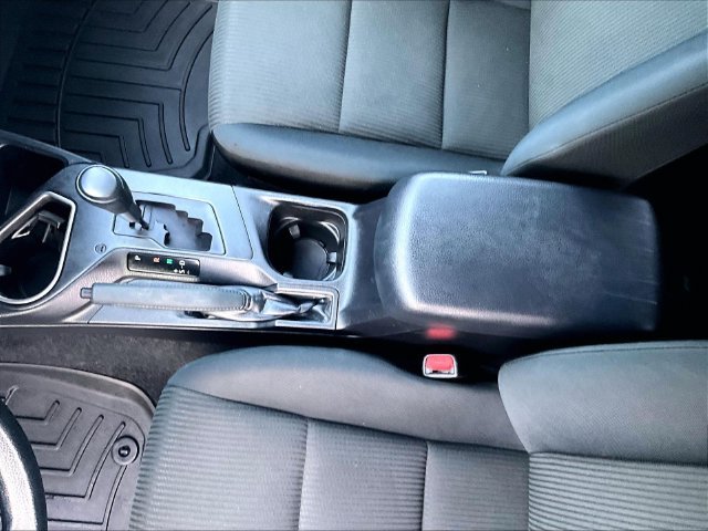 Used 2018 Super White Toyota LE image 15