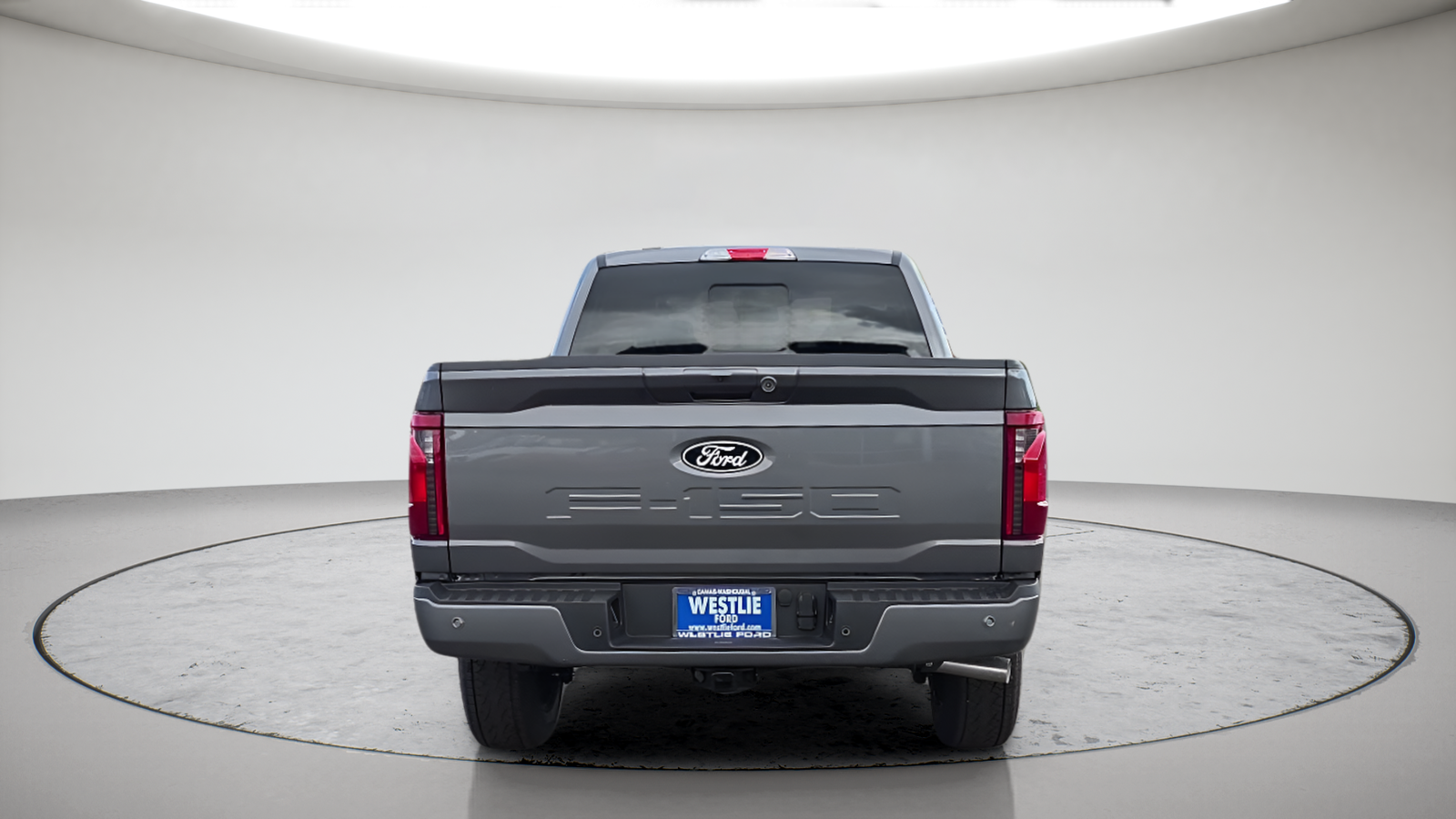 New 2026 Carbonized Gray Metallic Ford XLT image 8