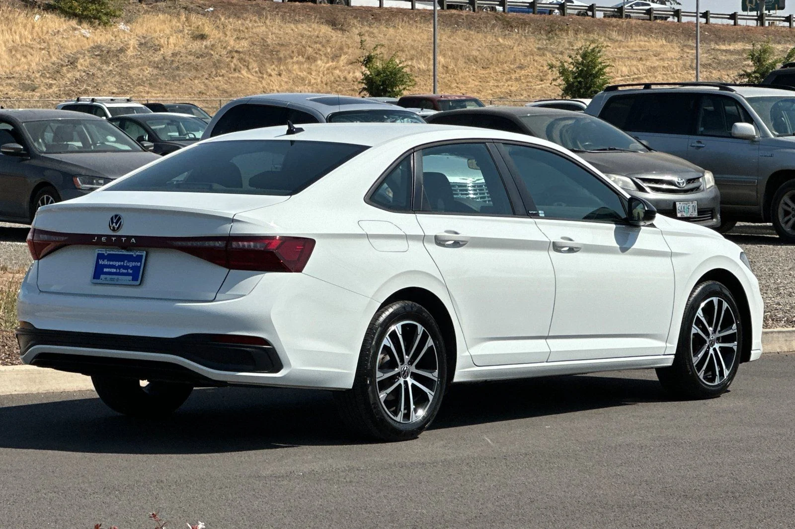 Certified Used 2025  Volkswagen 1.5T Sport image 3