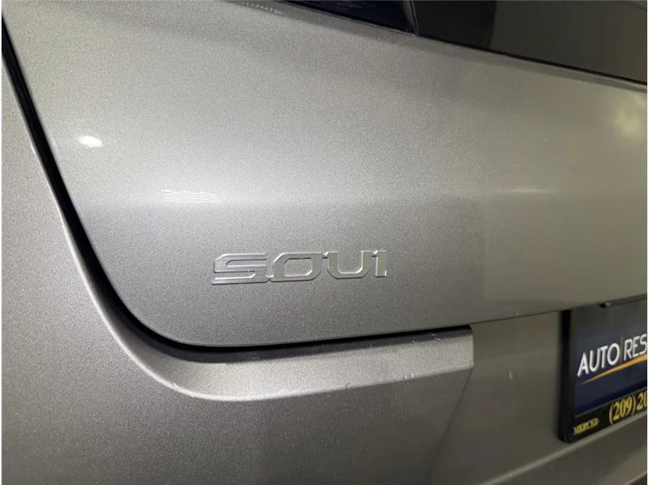 Used 2023 Steel Gray Kia LX image 20