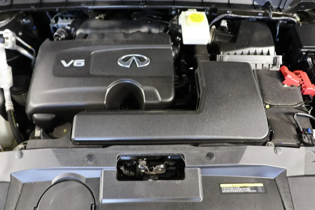 Used 2023 Black INFINITI PURE image 27