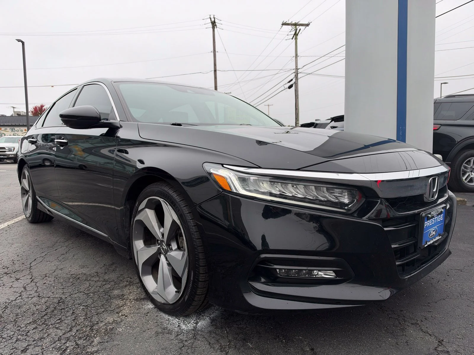 Used 2020 Black Honda Touring 2.0T image 7