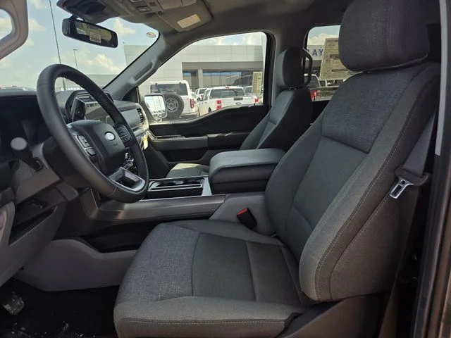 New 2026 Carbonized Gray Metallic Ford XLT image 12