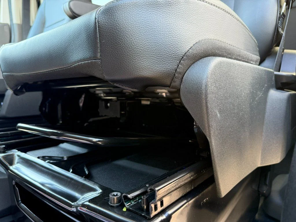 2025 Ford Transit Passenger Van XL - Photo 20