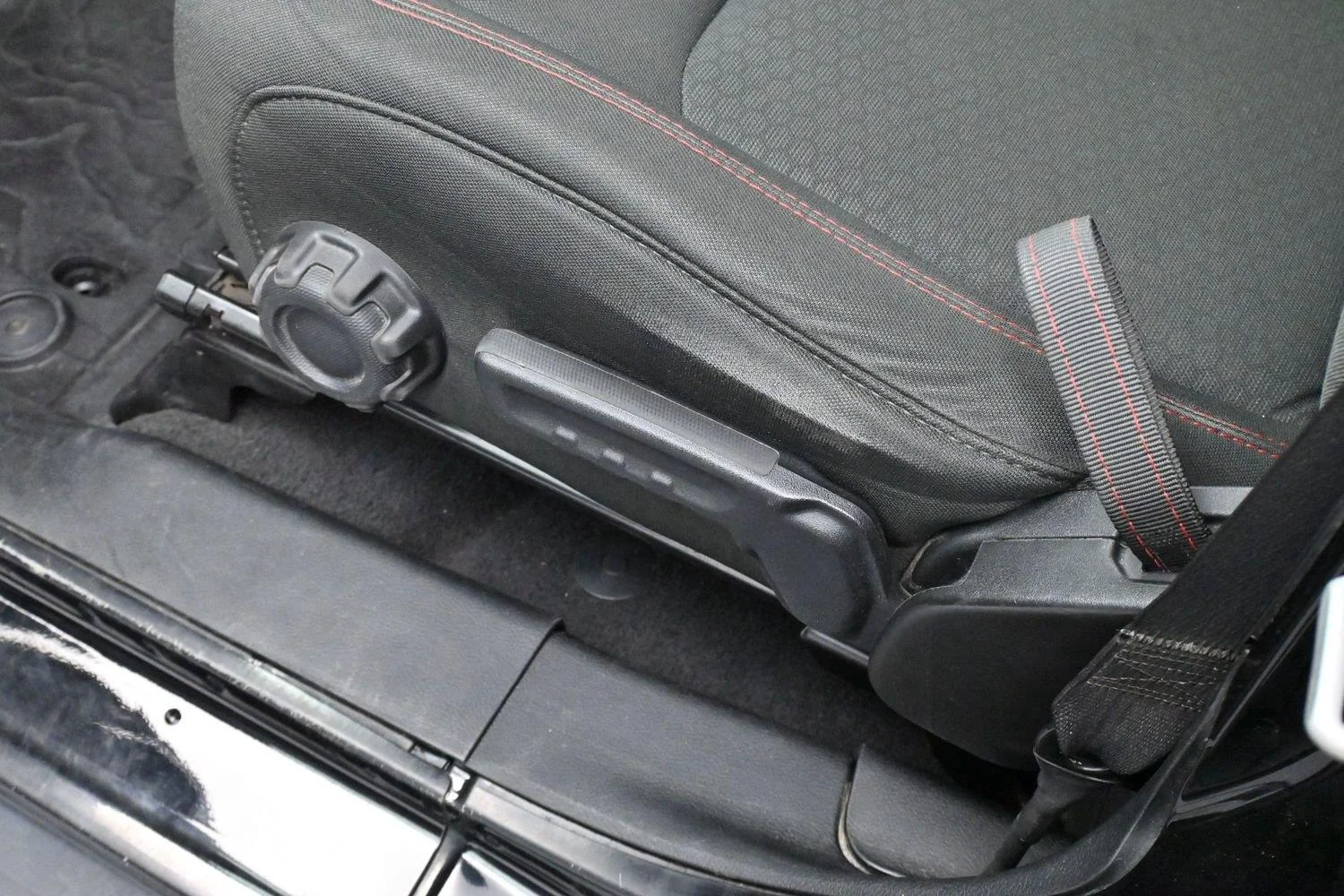 Used 2020 Black Clearcoat Jeep Rubicon image 14