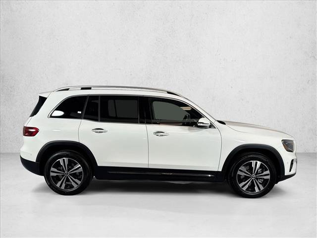 New 2026 Polar White Mercedes-Benz GLB 250 image 34
