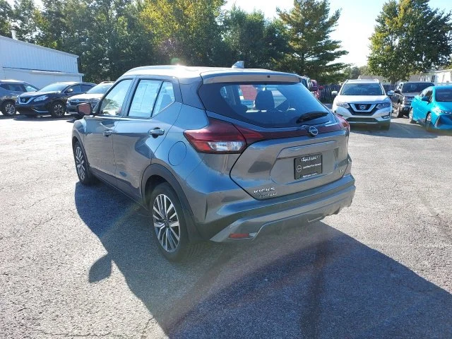 Used 2023 Gray Nissan SV image 8