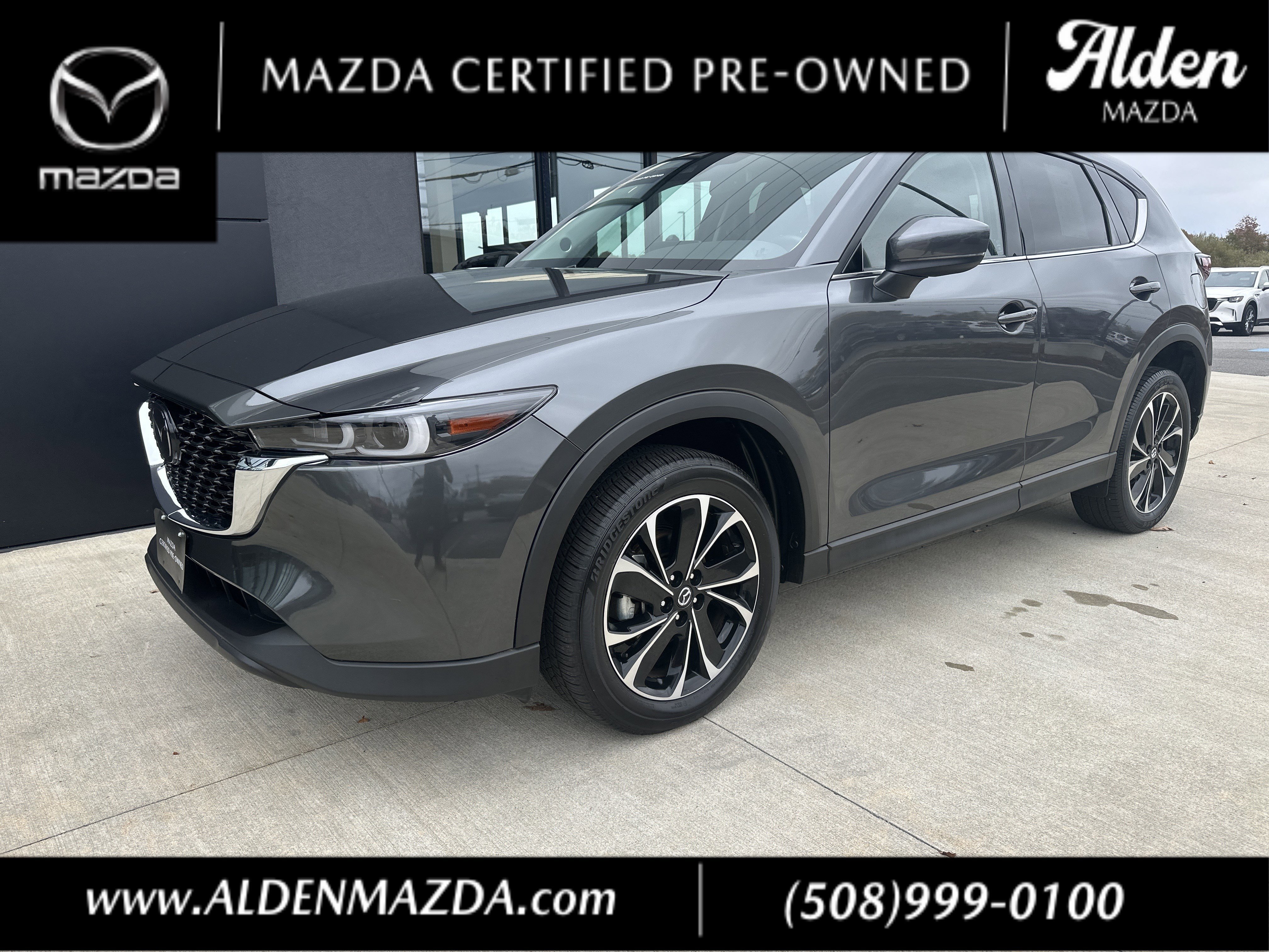 2022 Mazda CX-5 S Premium package
