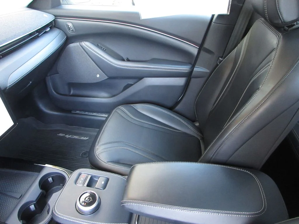 Certified Used 2023 White Metallic Ford Premium image 22
