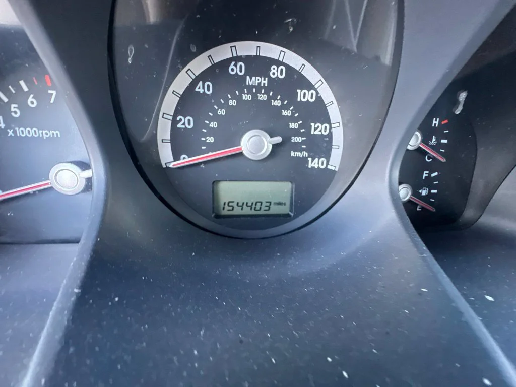 Used 2006 Red Kia EX image 12