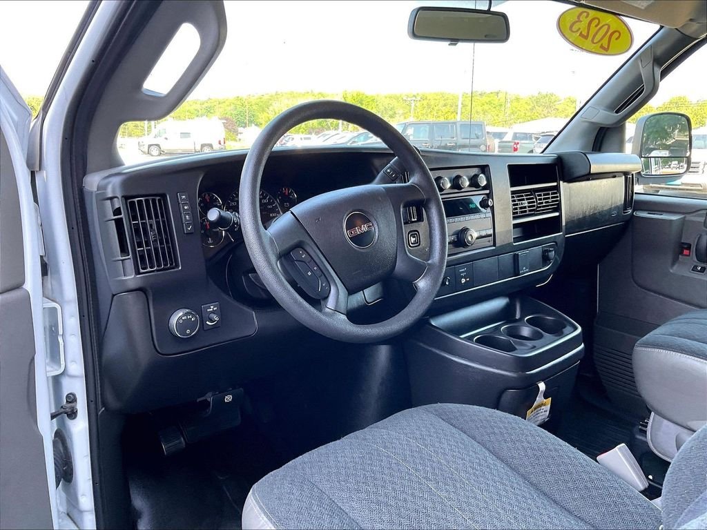 Used 2024 White GMC Work Van image 8