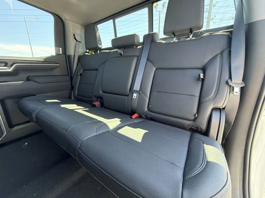 2026 GMC Sierra 1500 SLT - Photo 30