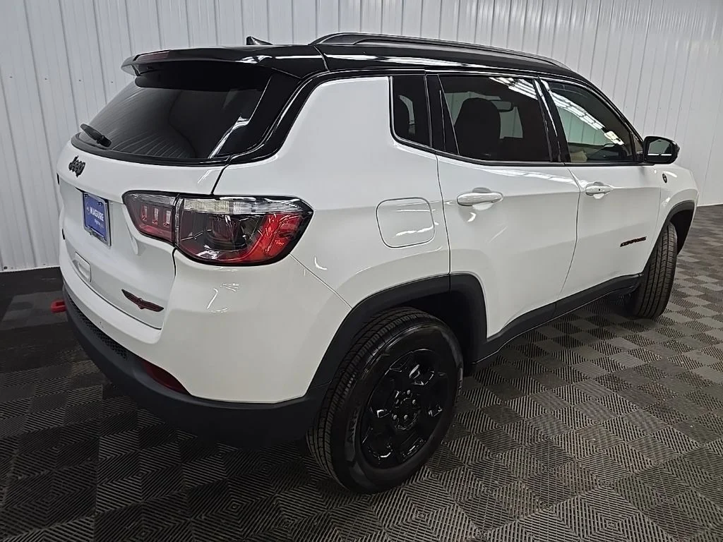 Used 2024 White Jeep Trailhawk image 12