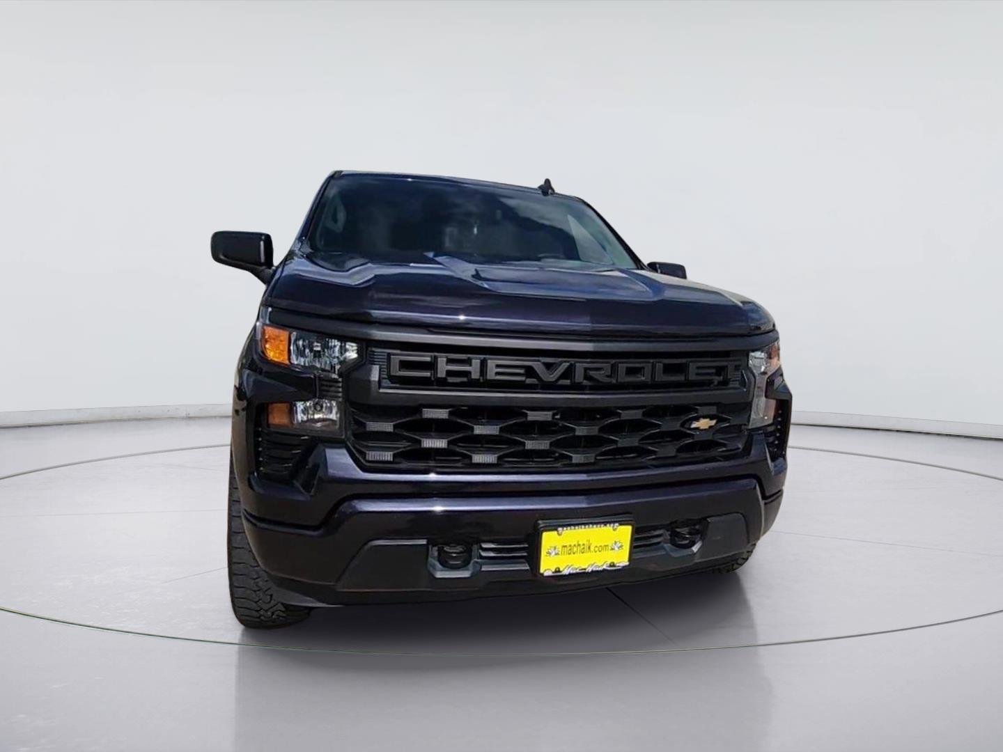 2022 Chevrolet Silverado 1500 photo 3 of 32