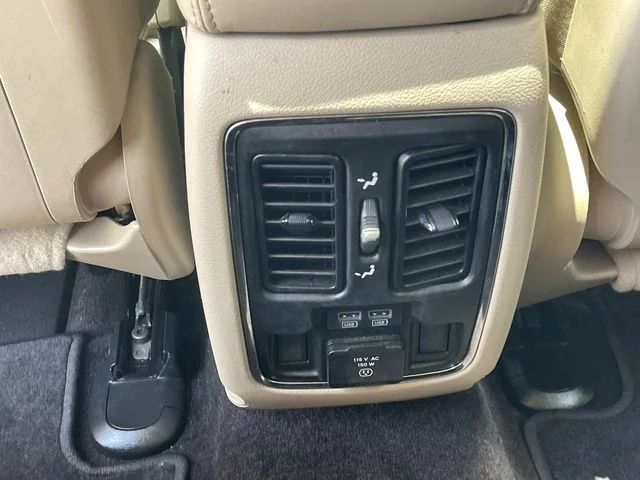 Used 2019 White Jeep Limited image 12