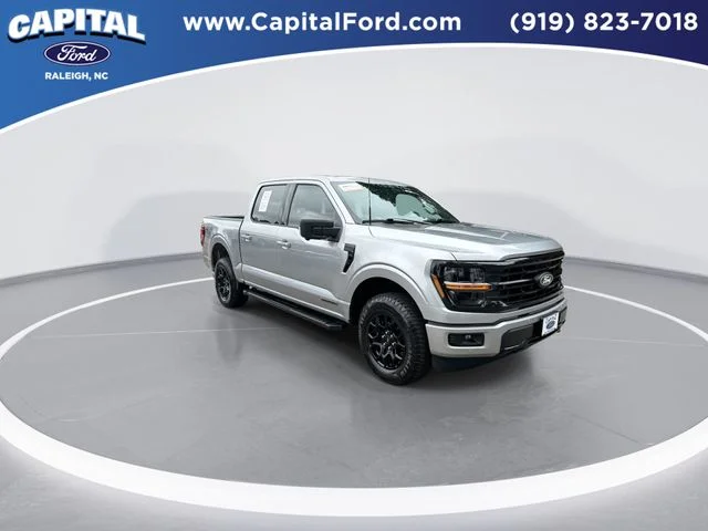 Used 2025 Silver Ford XLT image 2