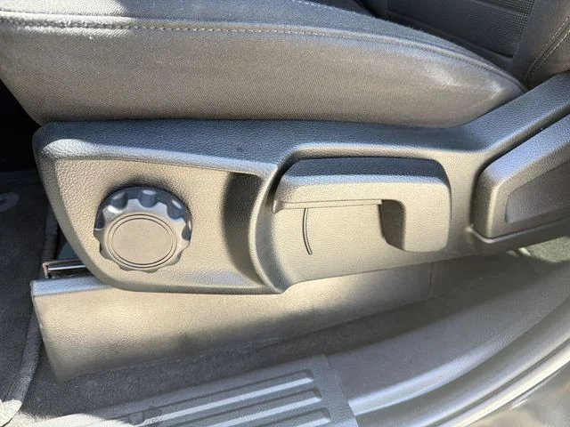 Used 2019 Black Ford XLT image 14