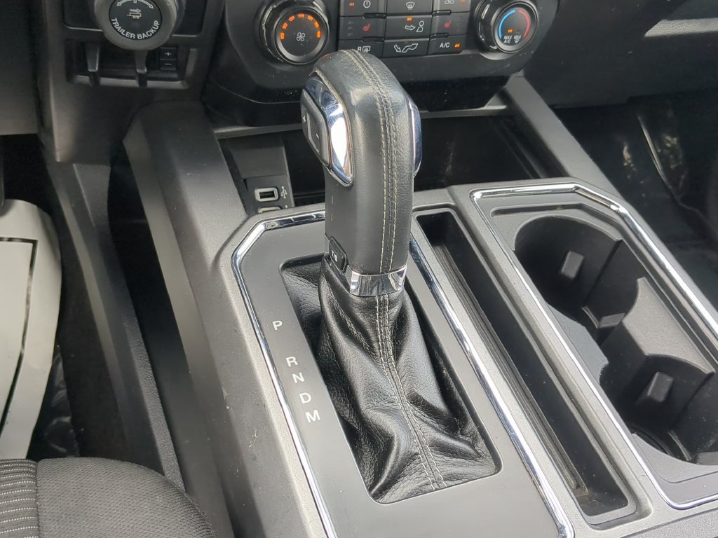 Used 2017 Black Ford XLT image 27