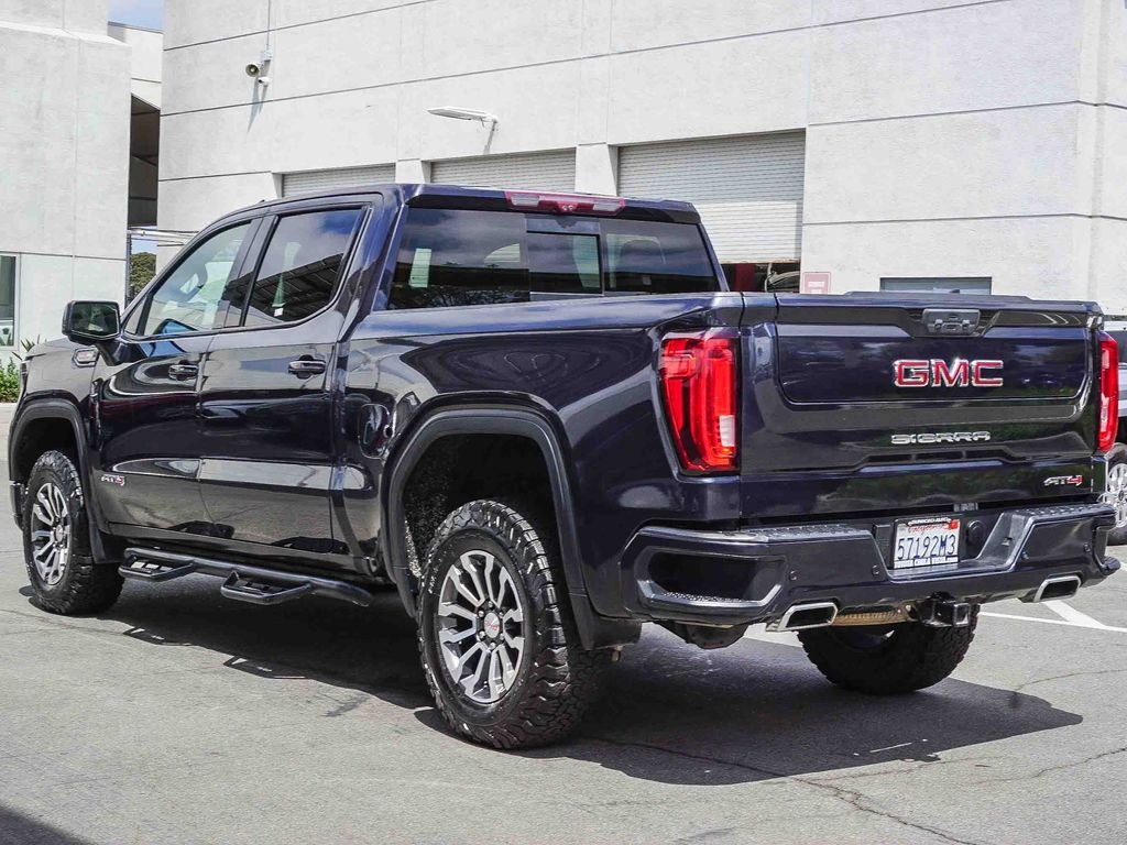 Used 2022 Titanium GMC AT4 image 4