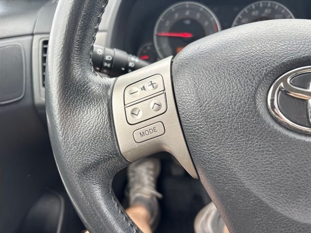 Used 2010 White Toyota S image 19