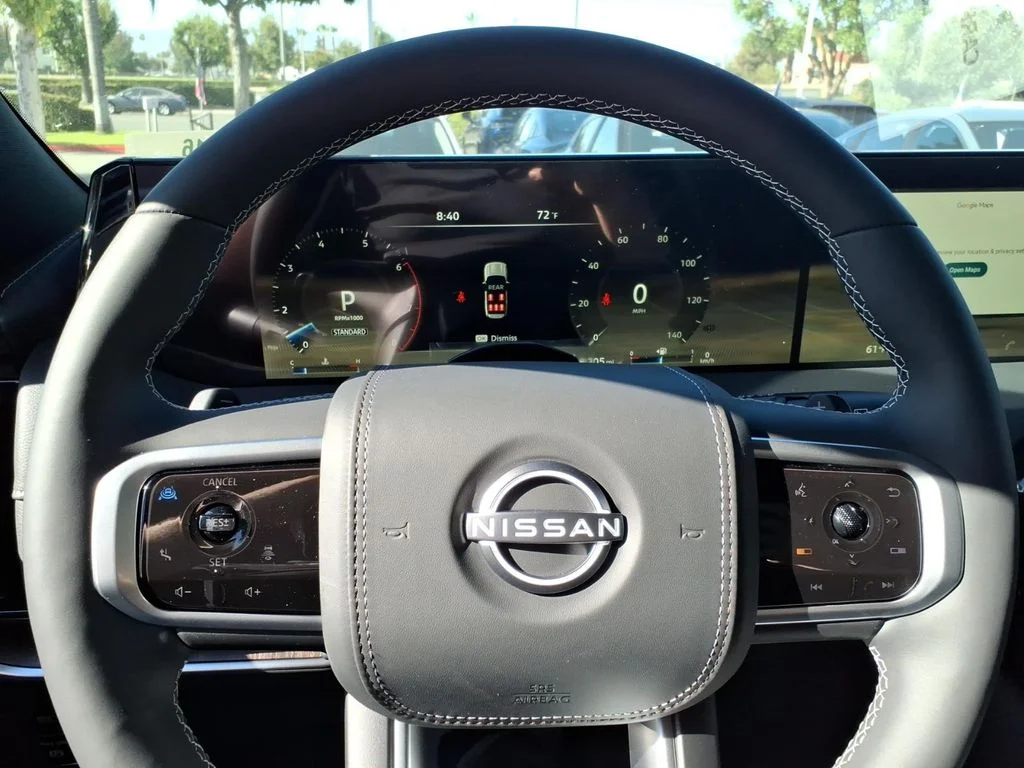 New 2026 Alpine Metallic / Super Black Two-tone Nissan Platinum Reserve image 18