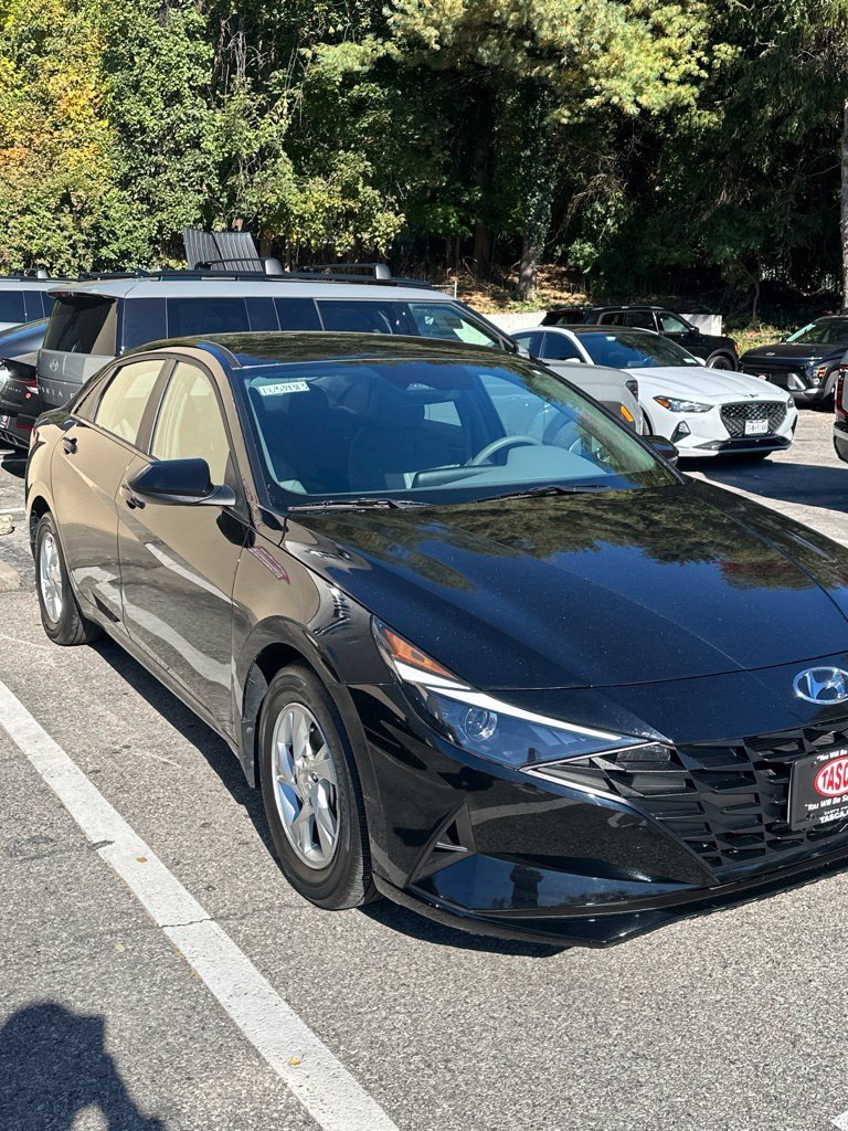 Used 2023 Hyundai Elantra SE with VIN KMHLL4AGXPU539313 for sale in Hartsdale, NY
