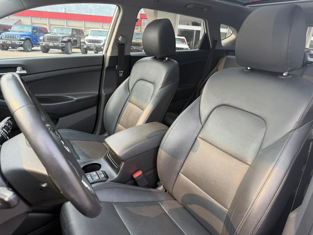 Used 2021 White Hyundai Urban Edition image 15