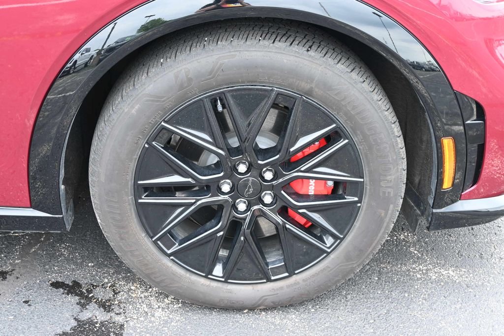 Used 2025 Magenta Ford Premium image 19