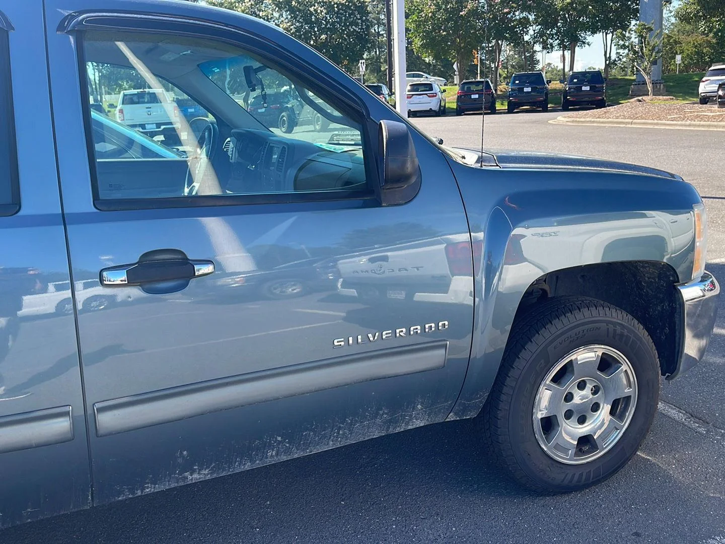 Used 2012  CHEVROLET LT image 16