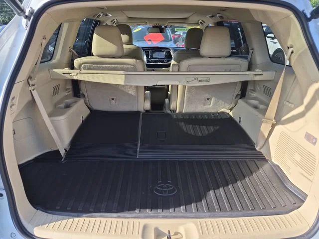 Used 2019 White Toyota Limited Platinum image 34