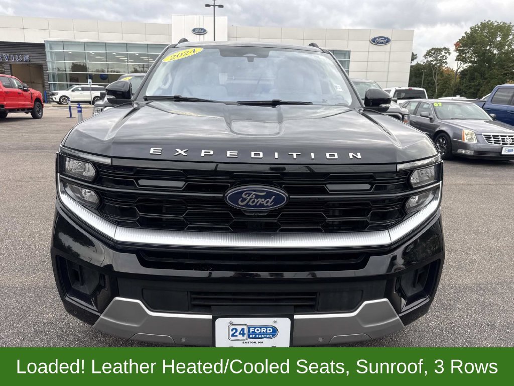 Used 2025 Black Ford Platinum image 10