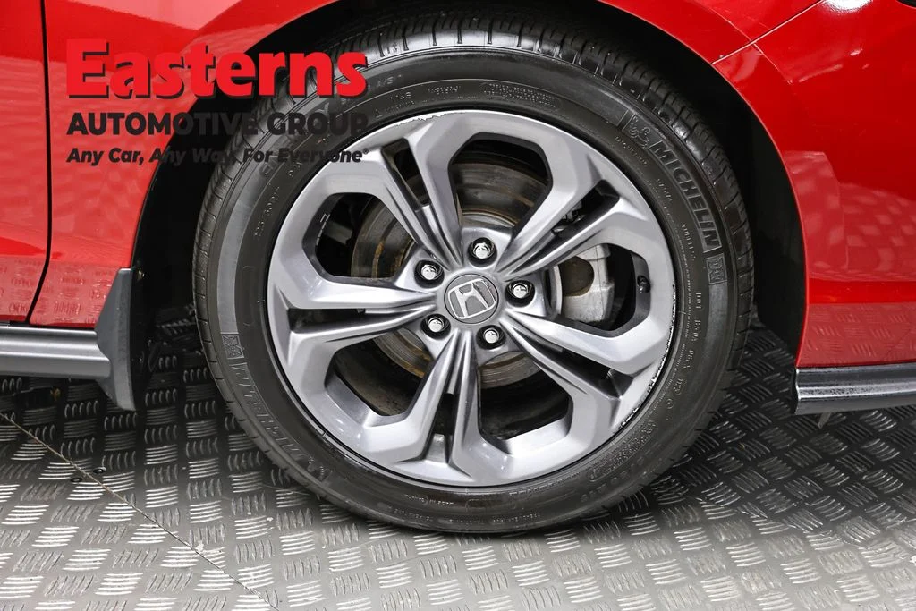 Used 2023 Red Honda EX image 30