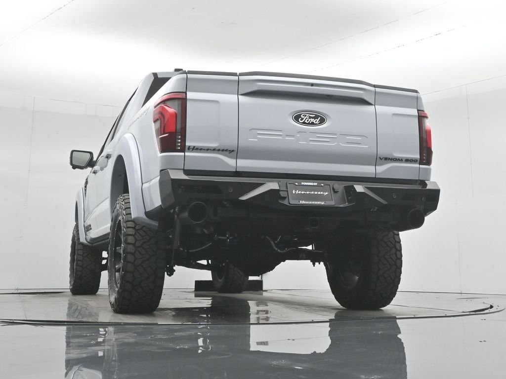 New 2025 Space White Metallic Ford Lariat image 52