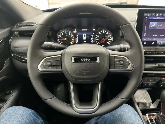 New 2026 Hydro Blue Pearlcoat Jeep Altitude image 12