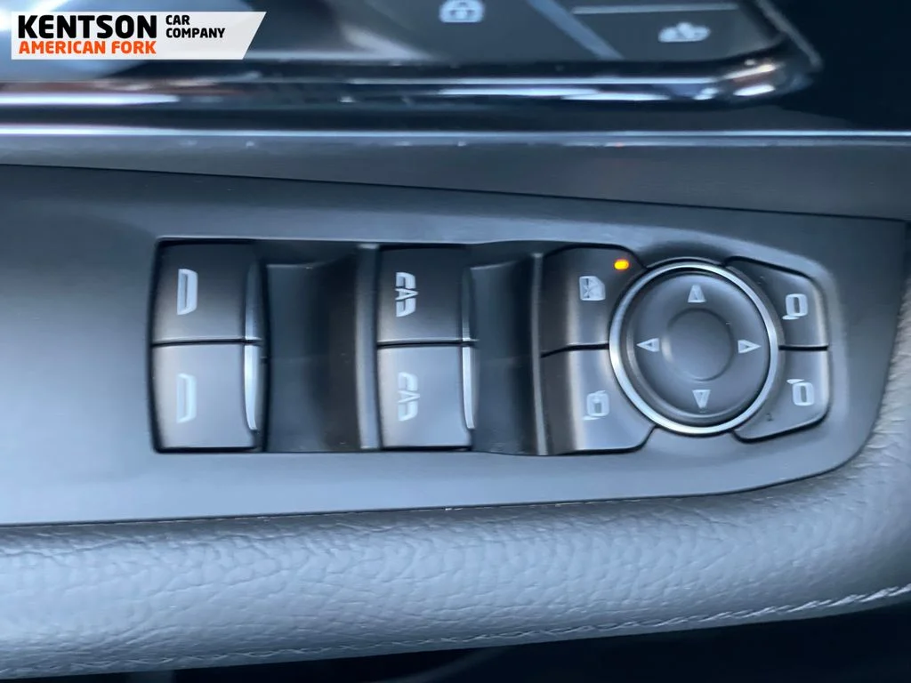 Used 2025 Gray GMC Denali image 24