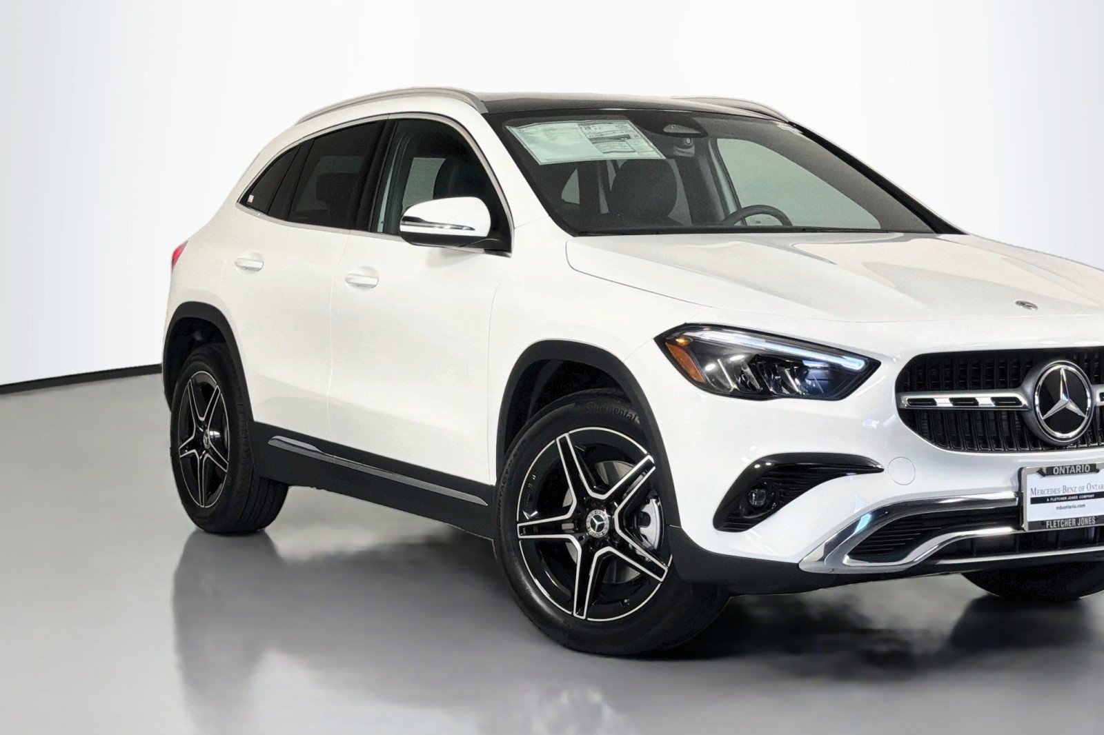 New 2026 Polar White Mercedes-Benz GLA 250 SUV image 13