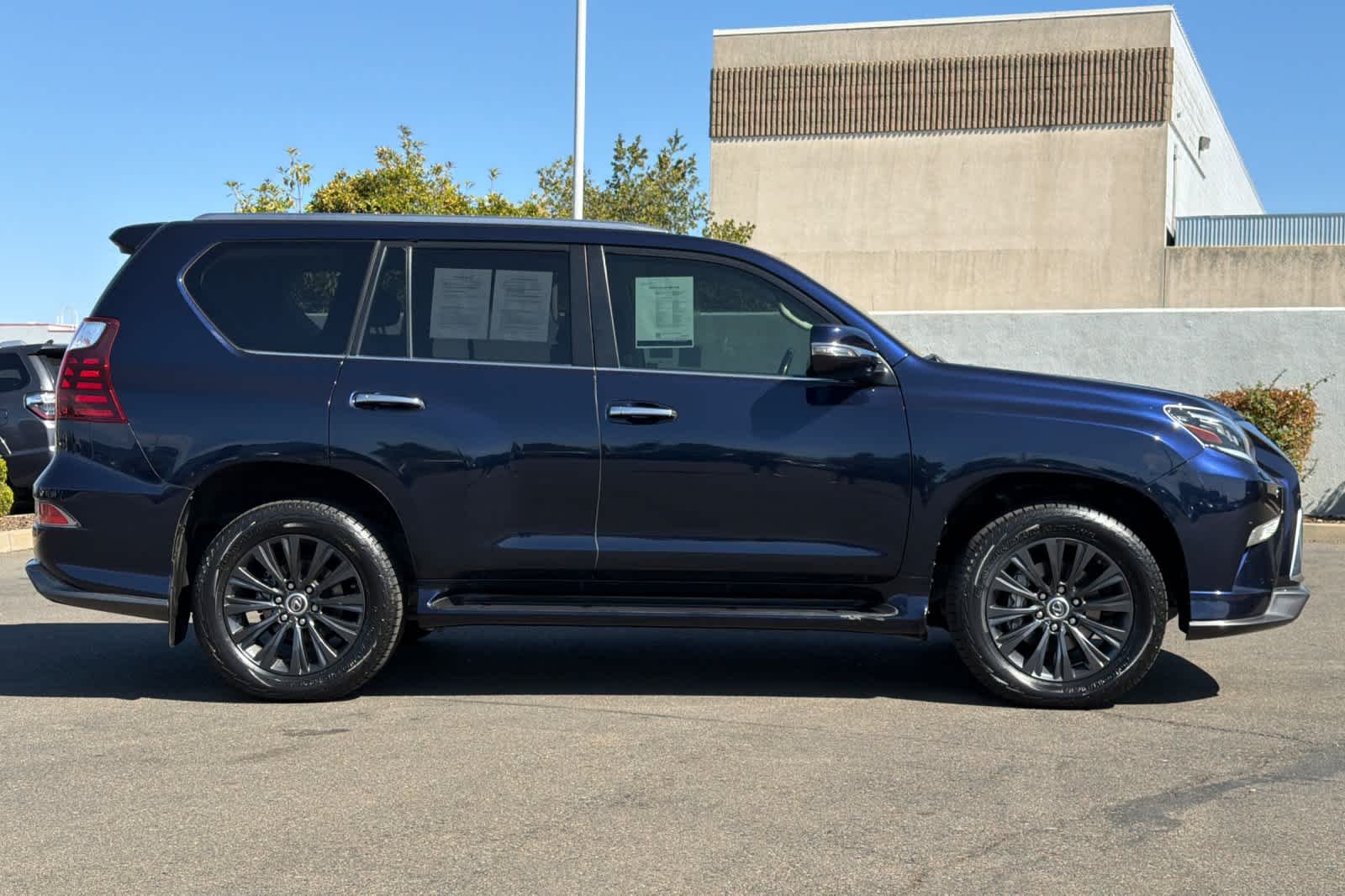 Used 2020 Nightfall Mica Lexus Premium image 6