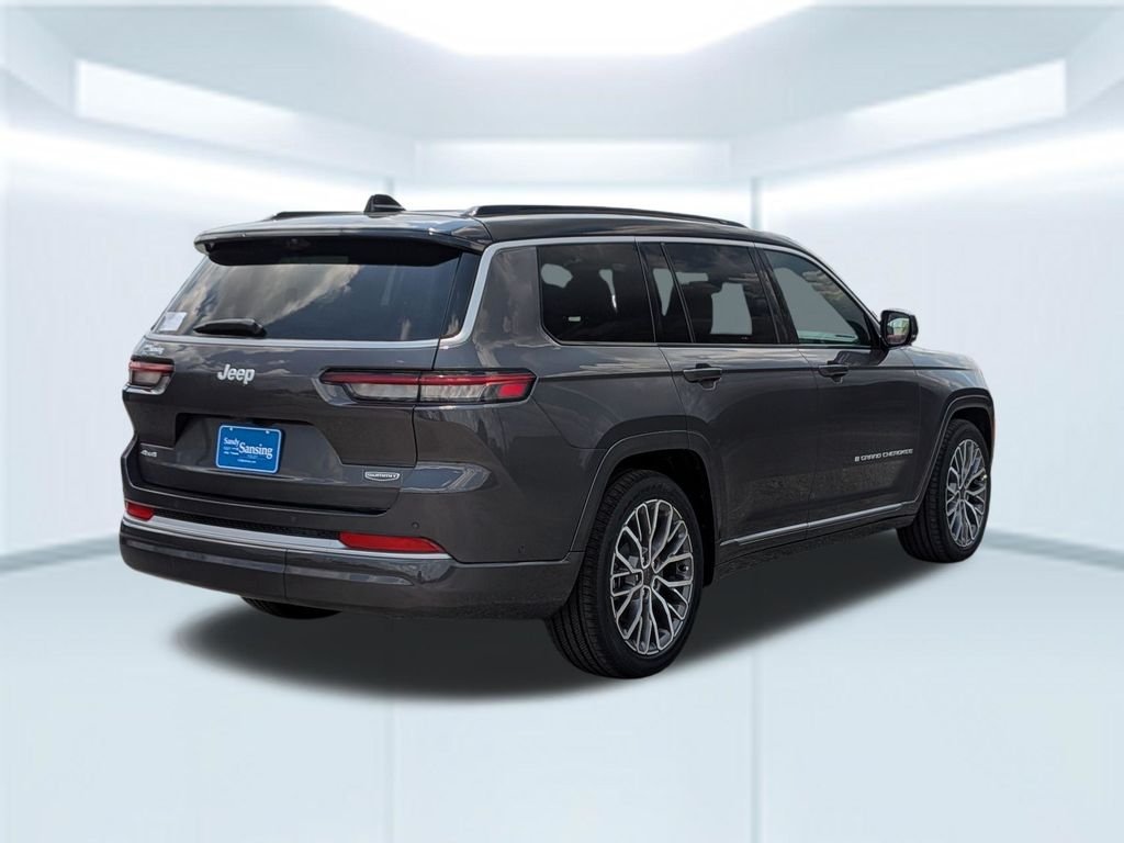 New 2026 Baltic Gray Metallic Clear-Coat Exterior Paint Jeep Summit image 6