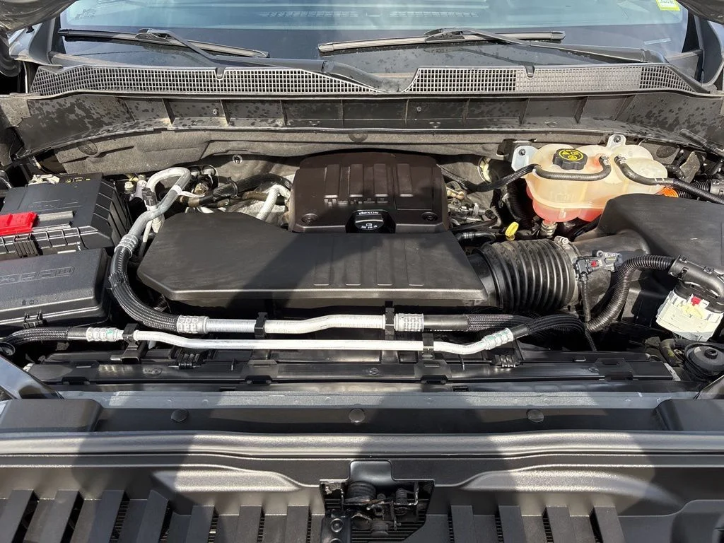 Used 2023 Gray Chevrolet LT image 10