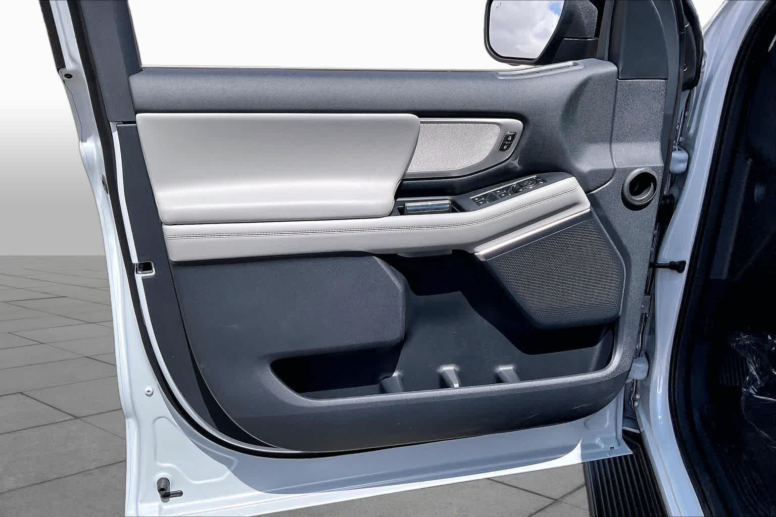 New 2026 Space Silver Metallic Ford Active image 10