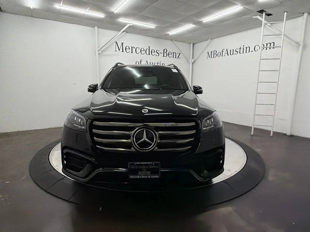 Certified Used 2025 Black Mercedes-Benz GLS 580 image 2